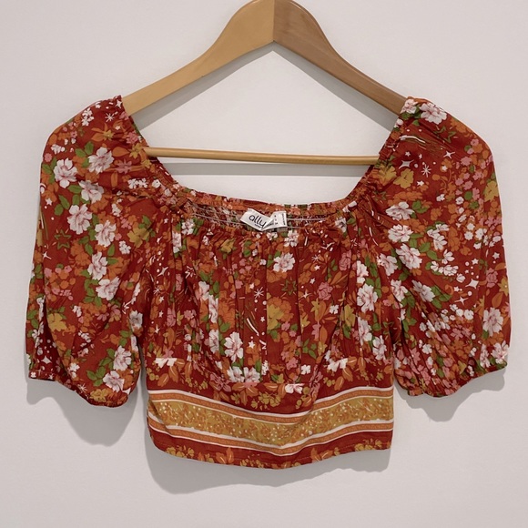 Ally Fashion Tops - Cropped 70s Style Top 🧡